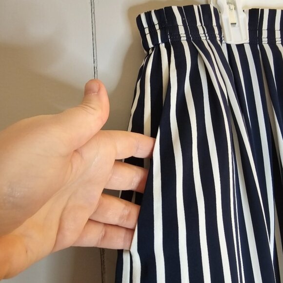 NWT J. Crew Navy White Stripe Skirt with Pockets, size 14 - Picture 2 of 5